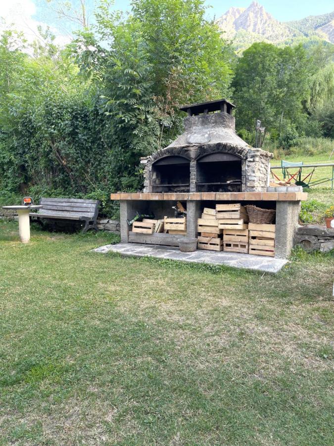 Le Chal Heureux Bel Appartement Dans Vieille Ferme De Montagne Renovee 莱索尔 外观 照片