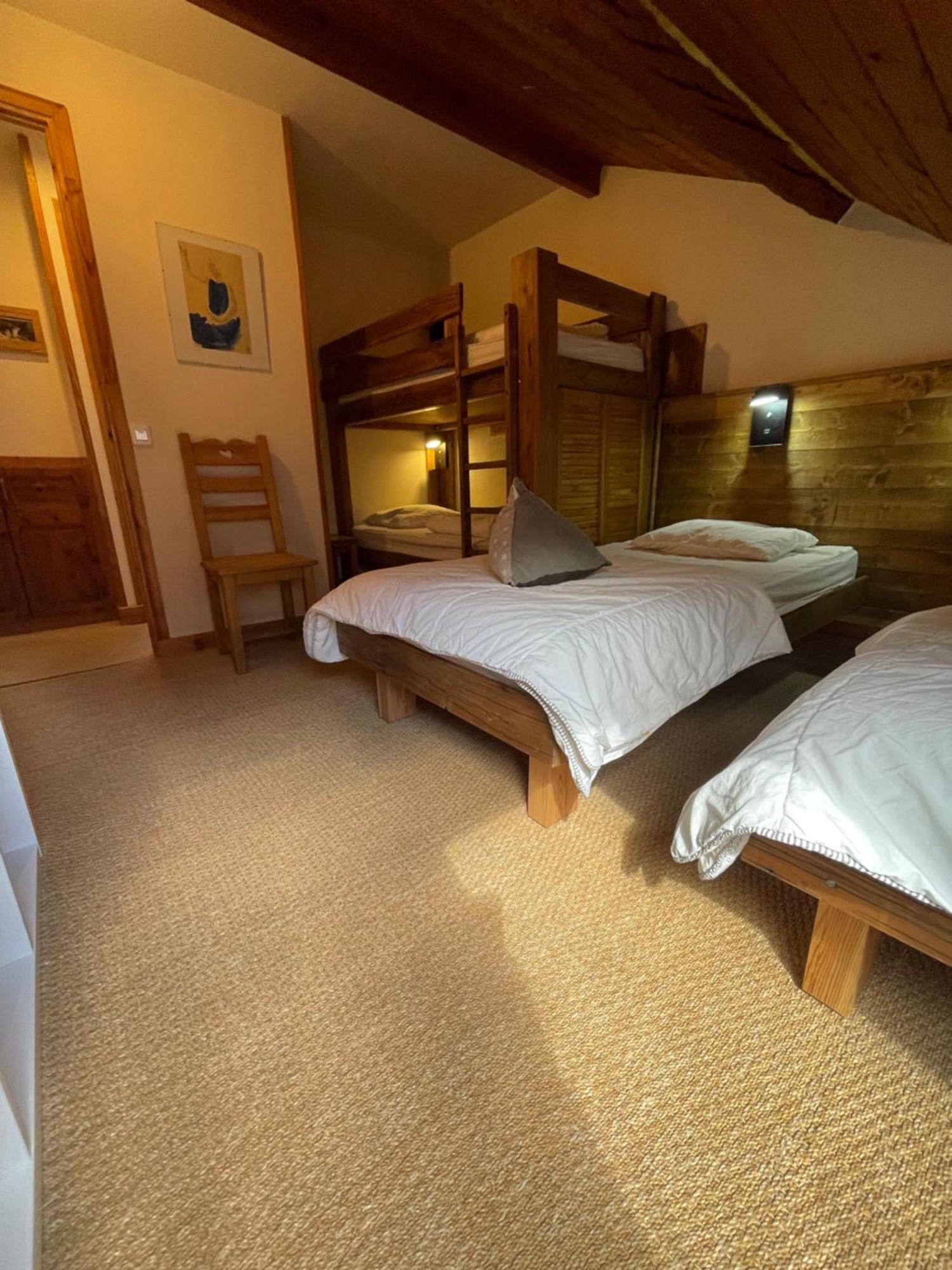 Le Chal Heureux Bel Appartement Dans Vieille Ferme De Montagne Renovee 莱索尔 外观 照片