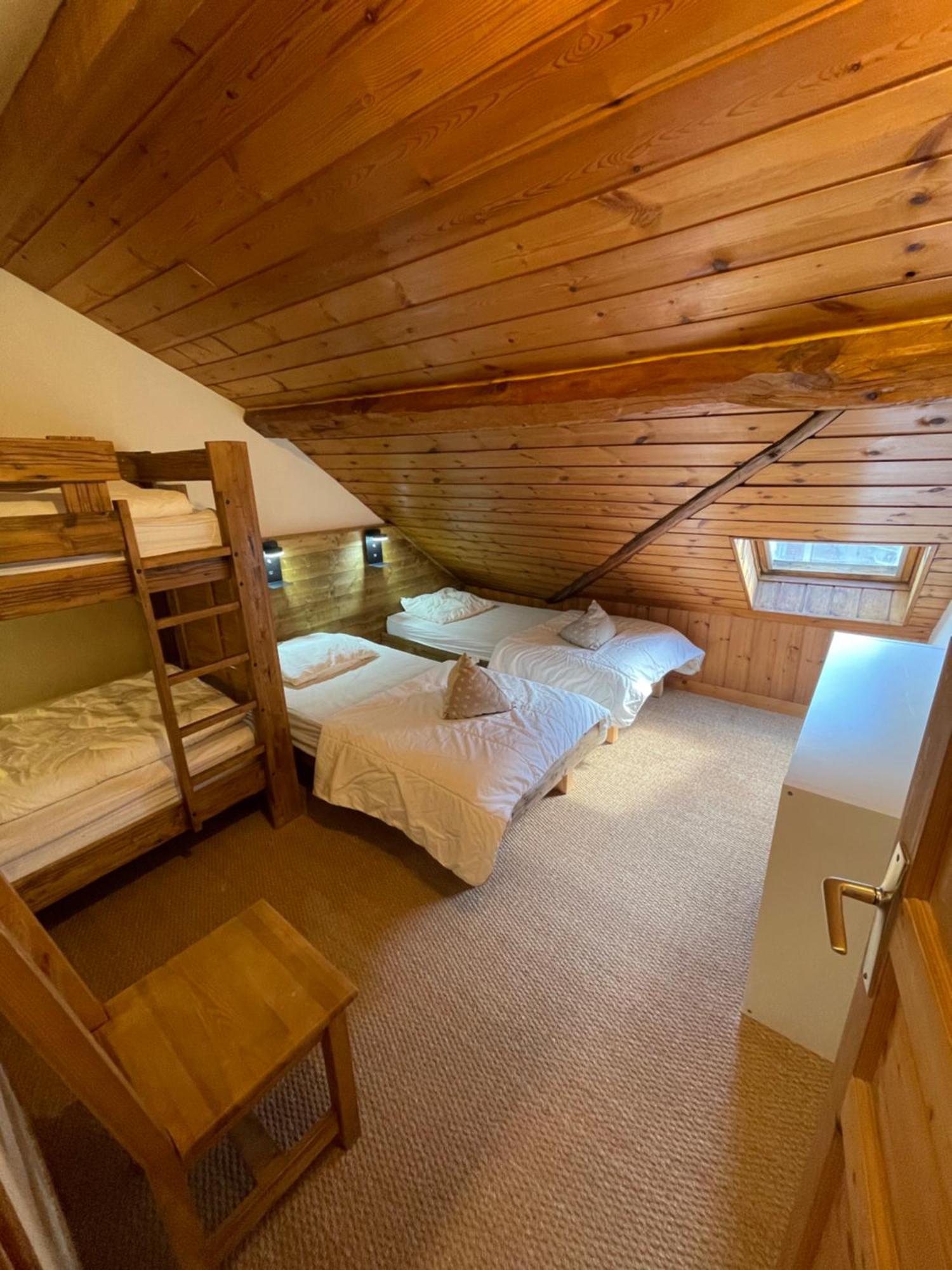 Le Chal Heureux Bel Appartement Dans Vieille Ferme De Montagne Renovee 莱索尔 外观 照片
